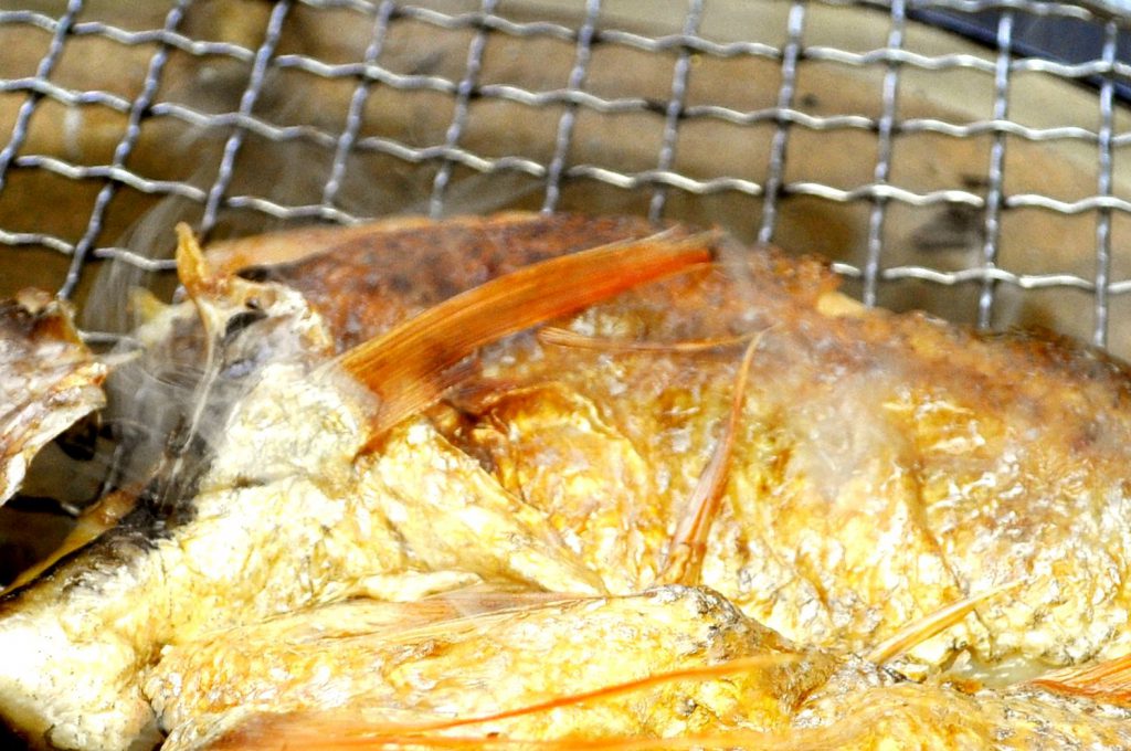 ジュワ～ツとです。